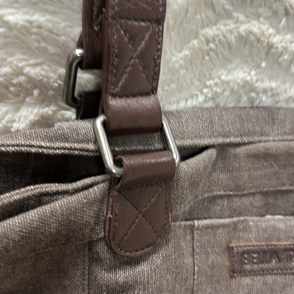 Super cute BELLA TAYLOR SHOULDER BAG, Gray Canvas, Leather Trim - Picture 11 of 11